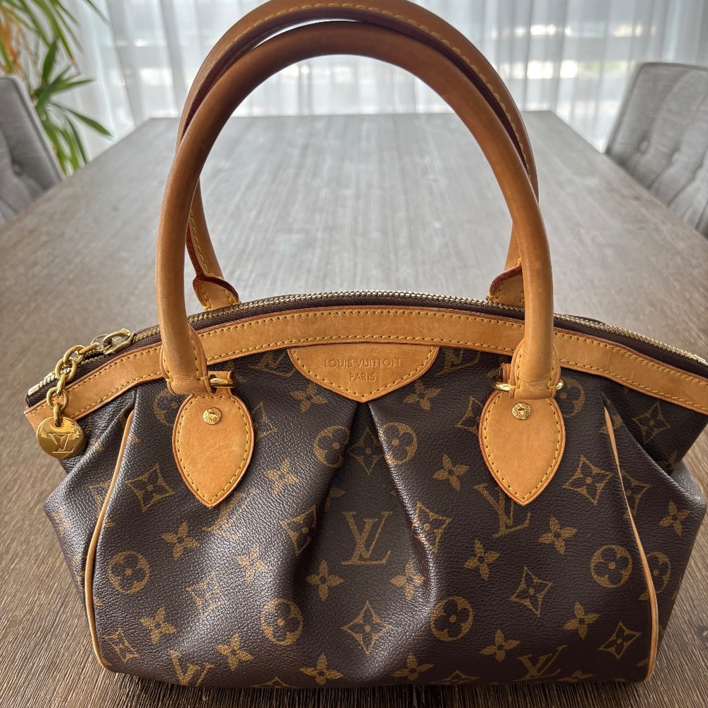 Louis Vuitton  Tivoli Monogram PM